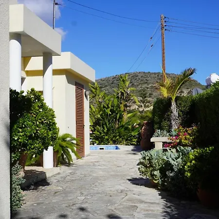 Hanna Mit Meerblick * Pissouri